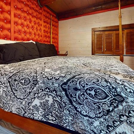 ウェスト・イエローストーン The Moose Bunkhouseヴィラ エクステリア 写真