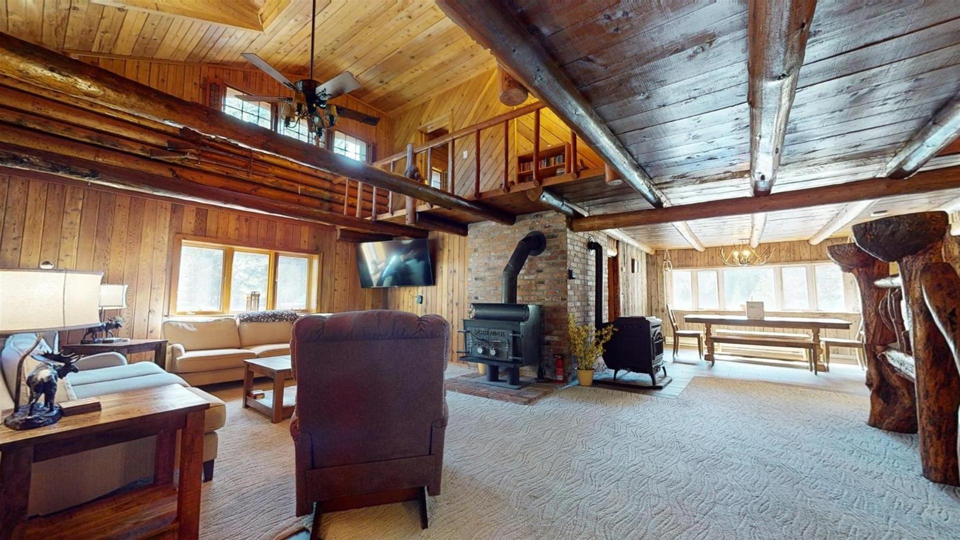 ウェスト・イエローストーン The Moose Bunkhouseヴィラ エクステリア 写真
